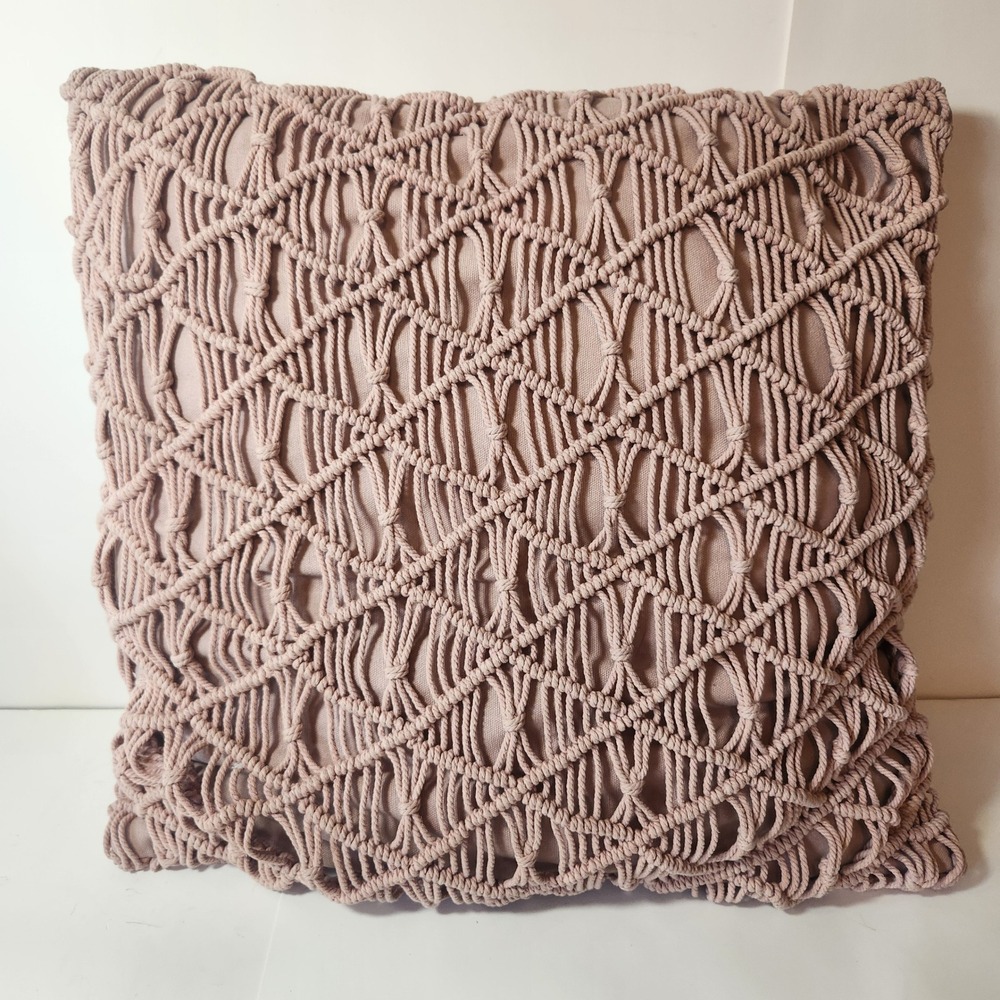 Urban Barn Macrame Throw Pillow Mauve Boho Textured‎ Square Accent 18x18 Rose